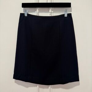 GAP A-Line Black lined Skirt Size 6